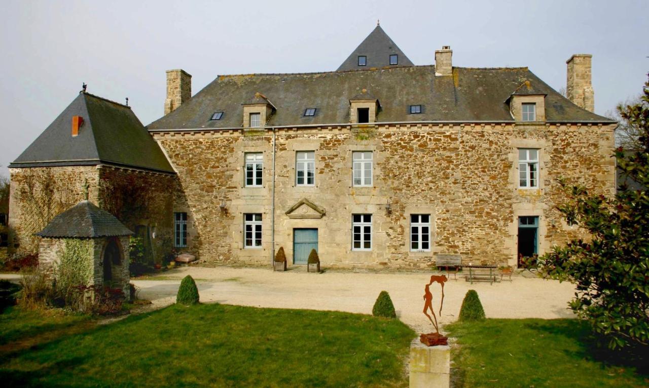 Gite La Passerelle - Manoir Le Plessix Madeuc Corseul Luaran gambar
