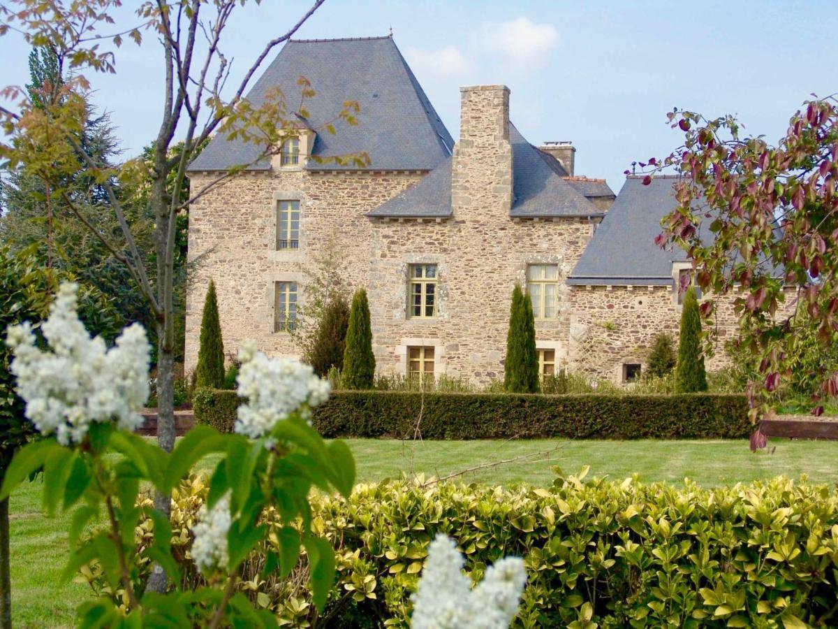 Gite La Passerelle - Manoir Le Plessix Madeuc Corseul Luaran gambar